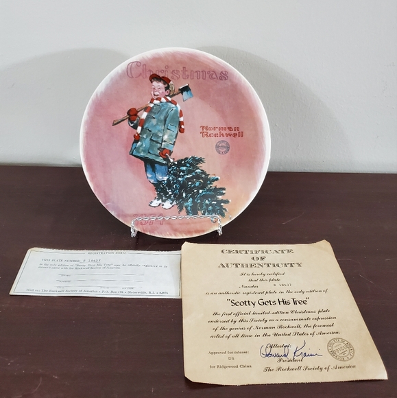 Norman Rockwell Christmas Plate 1974 “Scotty Gets His Tree “ Vintage ~ Pre-Owned - Picture 2 of 10